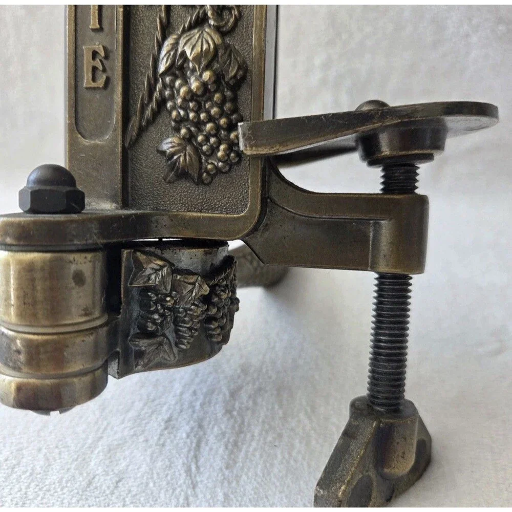 Vintage Rogar Estate Counter Mount Table Top Corkscrew Wine Bottle Opener Bar